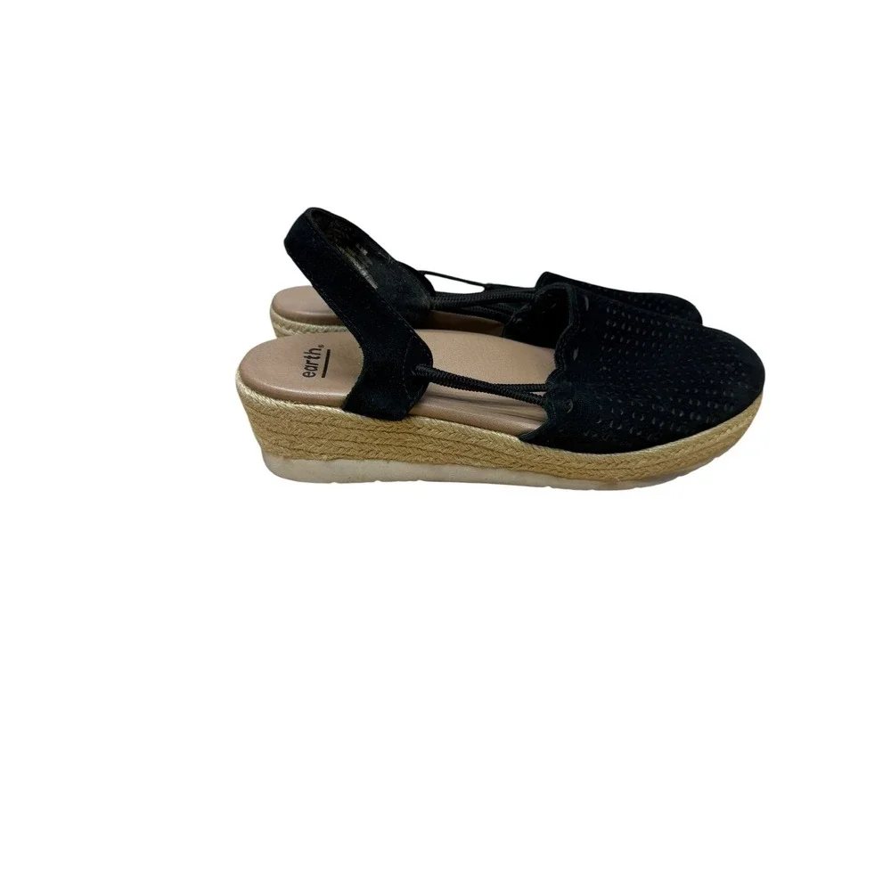 Earth Black Suede Perforated Scalloped Espadrille Wedge Sandals Womens 8.5M